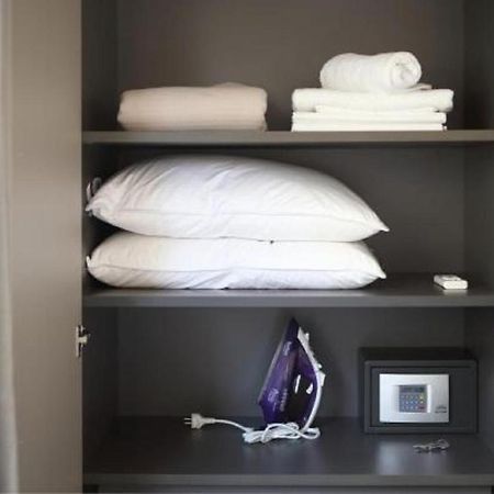 Happiness Lifestyle Suite Athena Bagian luar foto