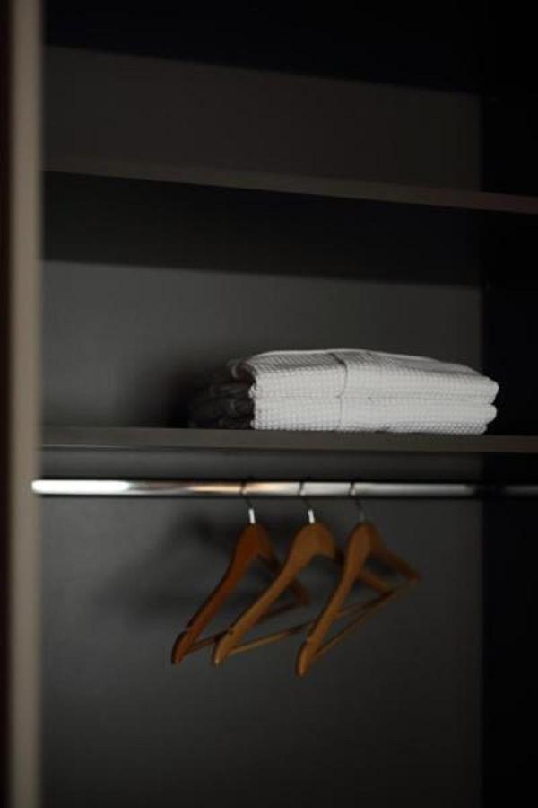 Happiness Lifestyle Suite Athena Bagian luar foto